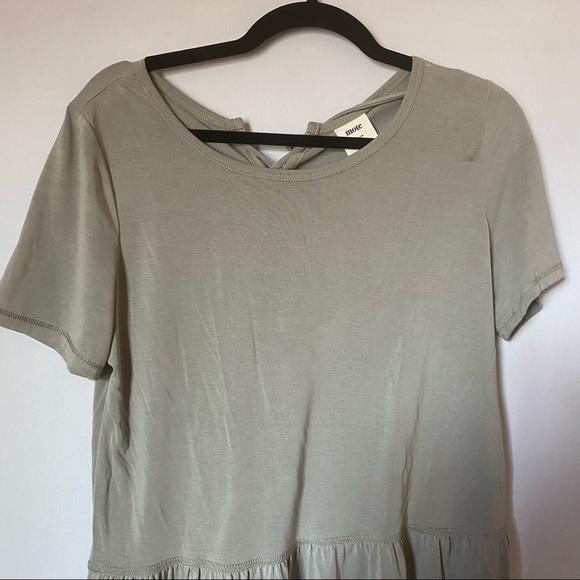 Greenish-Gray Peplum Top Short Sleeve Soft Light Fabric - Picture 2 of 12